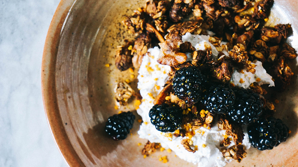 Meatless Monday: Homemade Superfood Energizing Granola