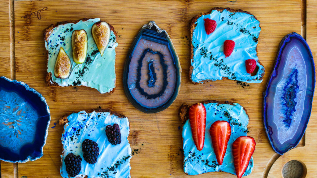 Meatless Monday: Mermaid Toast Gone Raw Vegan