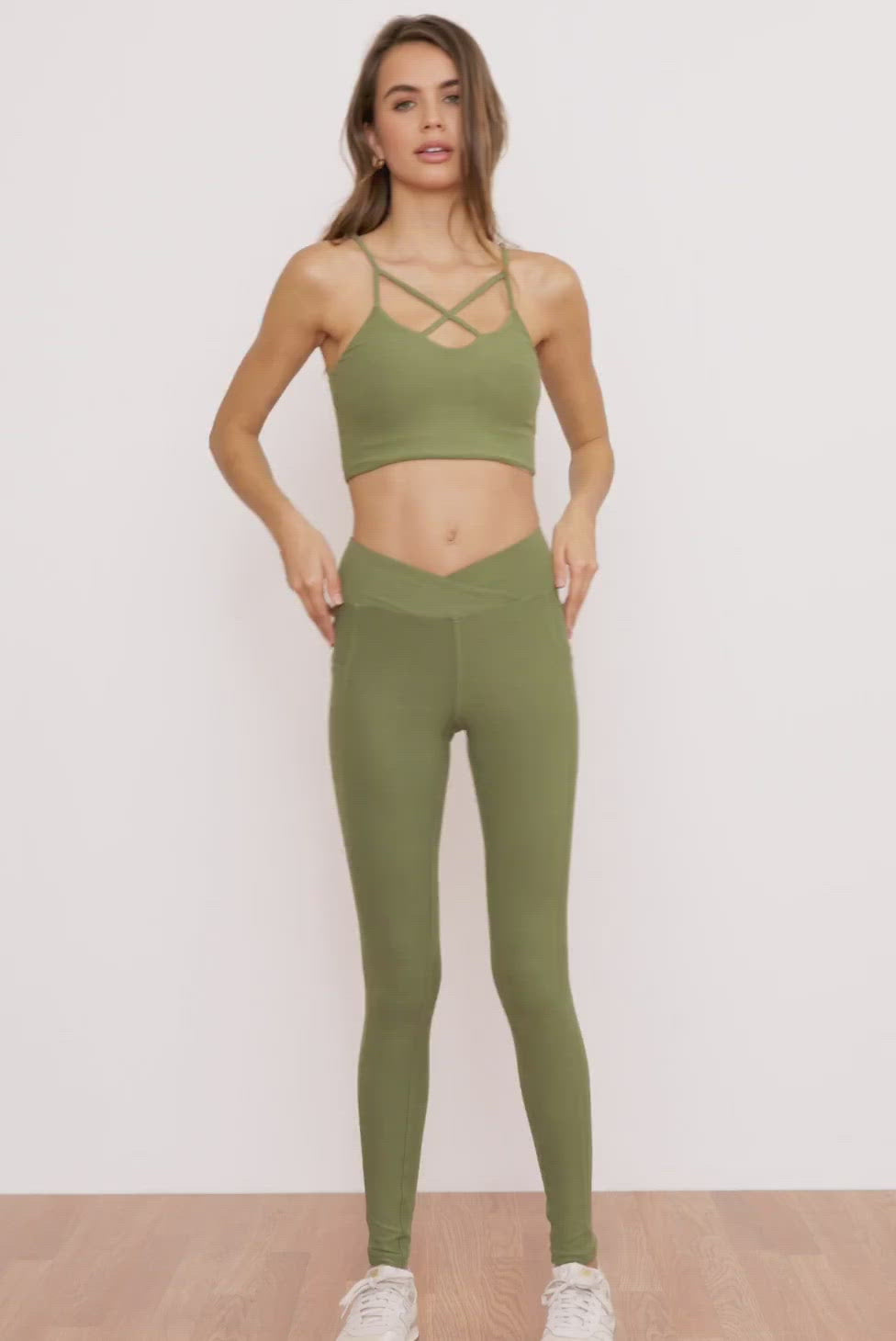 Eucalyptus Crossover Pocket Legging