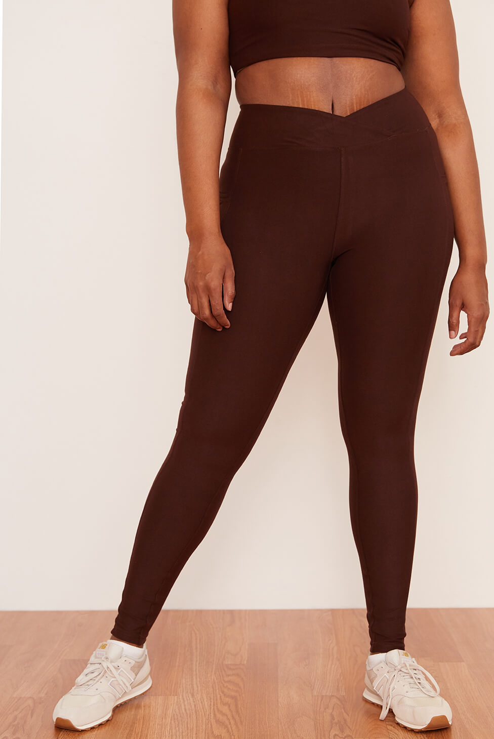 Fauna Ruched Crossover Legging – Wolven