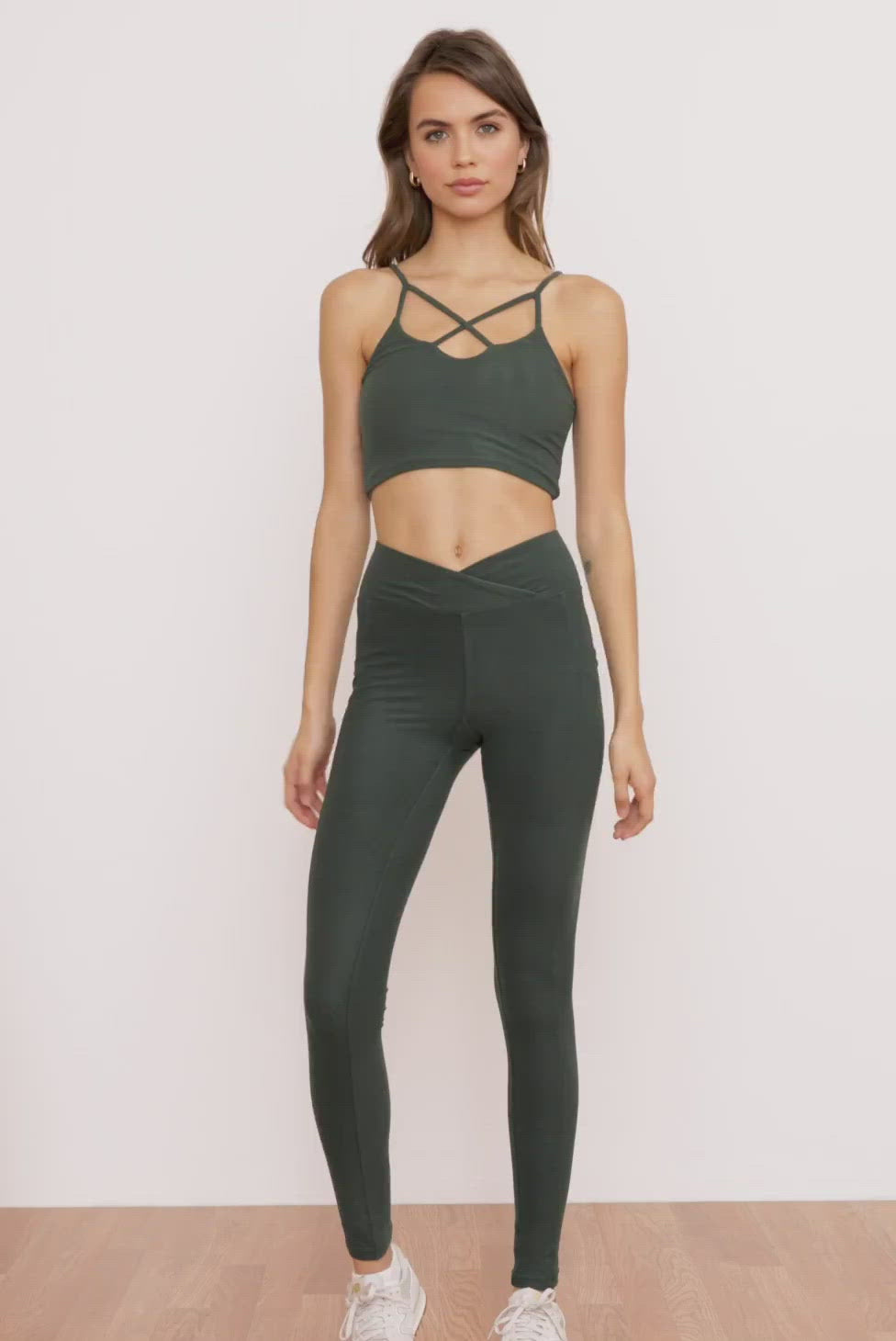 Thyme Crossover Pocket Legging